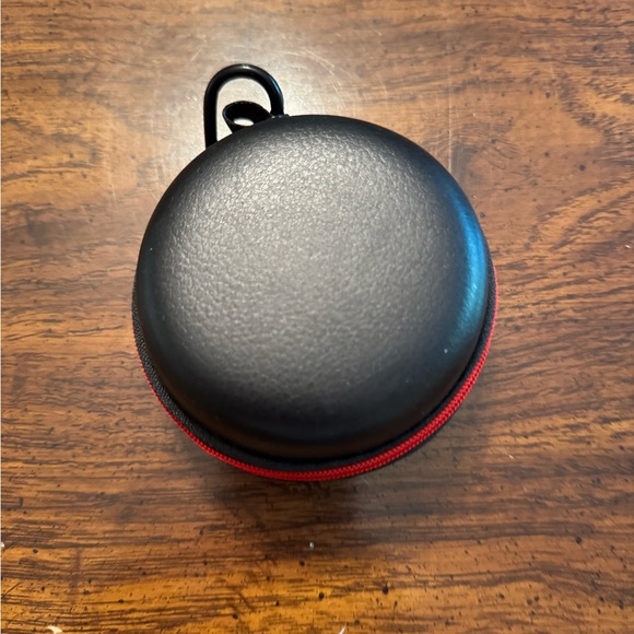 Sleek Black and Red Smartwatch Case - Picture 1 of 4